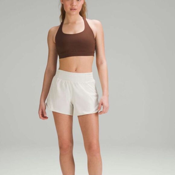 Lululemon Hotty Hot Low-Rise Lined Short 4"Bone Size 6 NWT in packaging